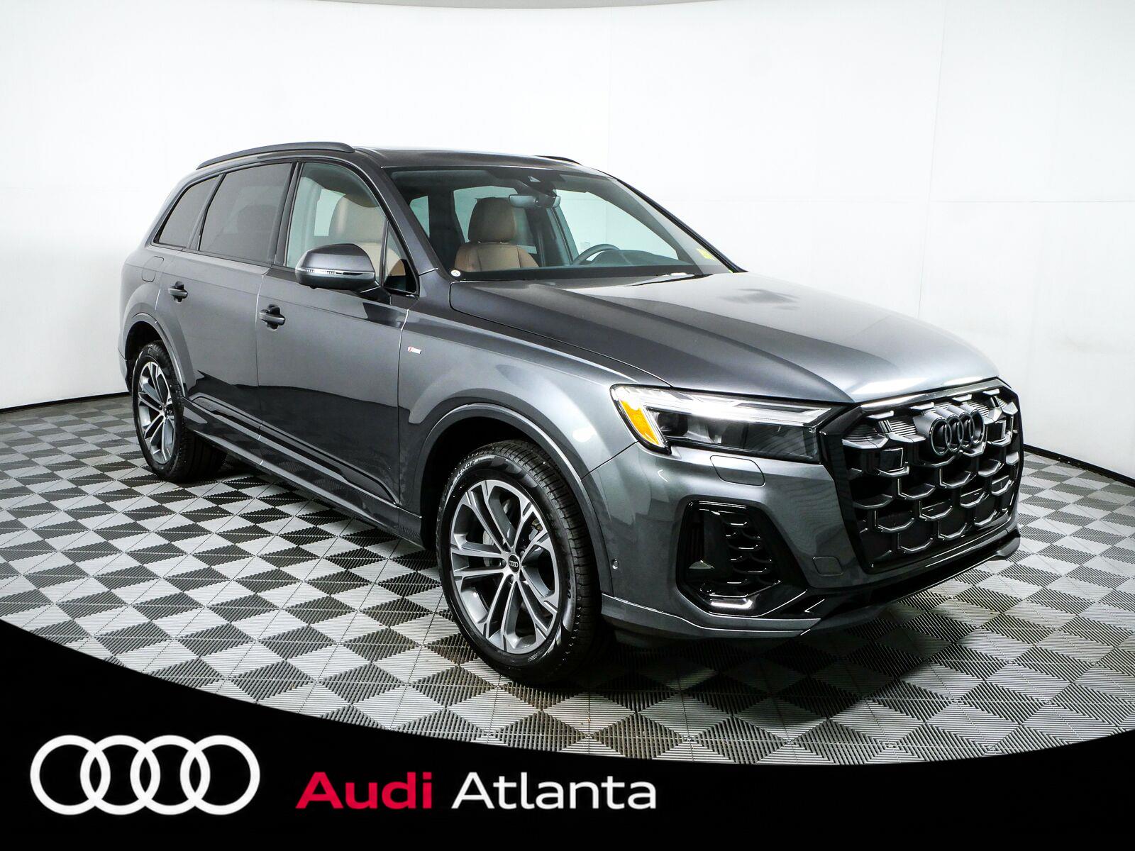 Daytona Gray Pearl Effect 2026 Audi Q7 SUV / Crossover All-Wheel Drive Automatic