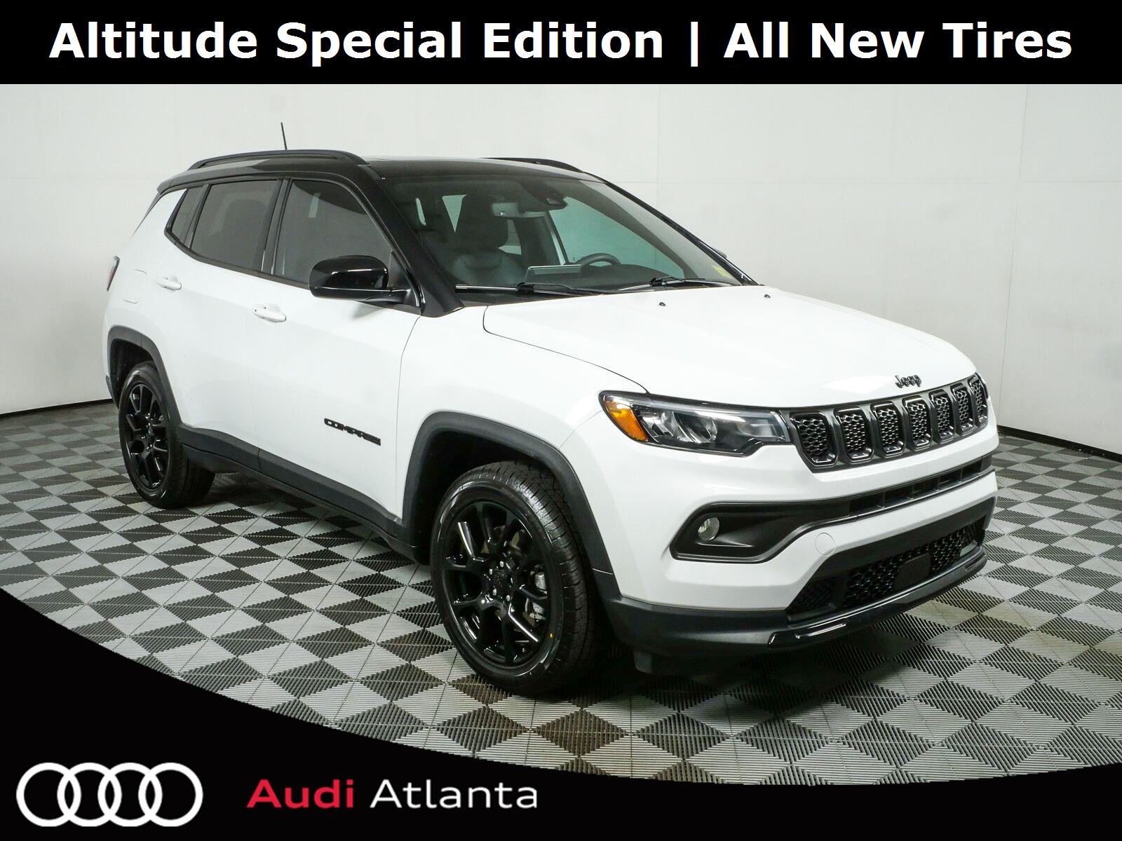 2023 Jeep Compass Altitude 4WD