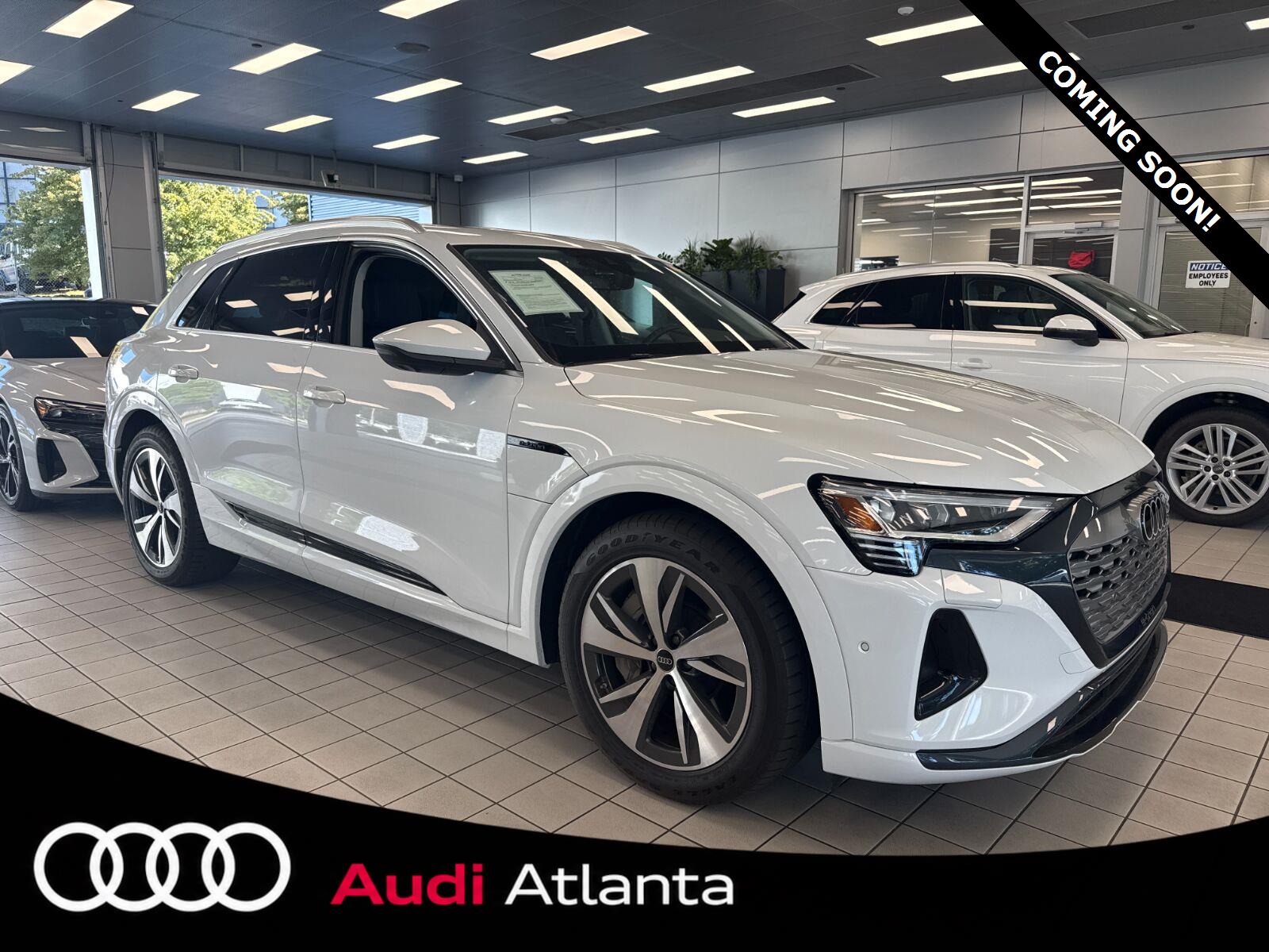 2024 Audi Q8 e-tron quattro Premium Plus AWD   