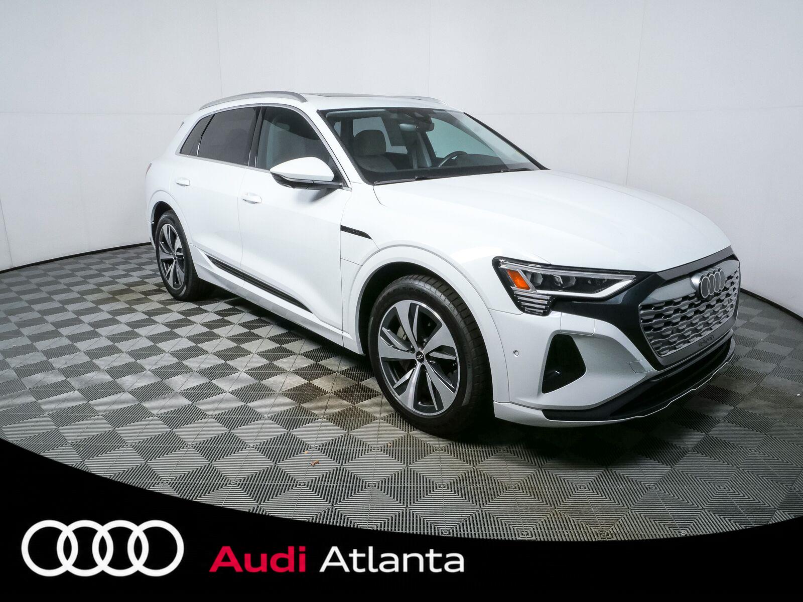 2024 Audi Q8 e-tron quattro Premium Plus AWD