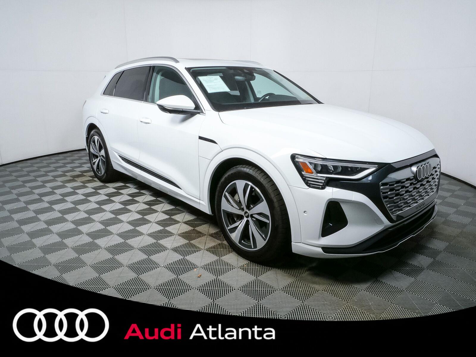 2024 Audi Q8 e-tron quattro Premium Plus AWD