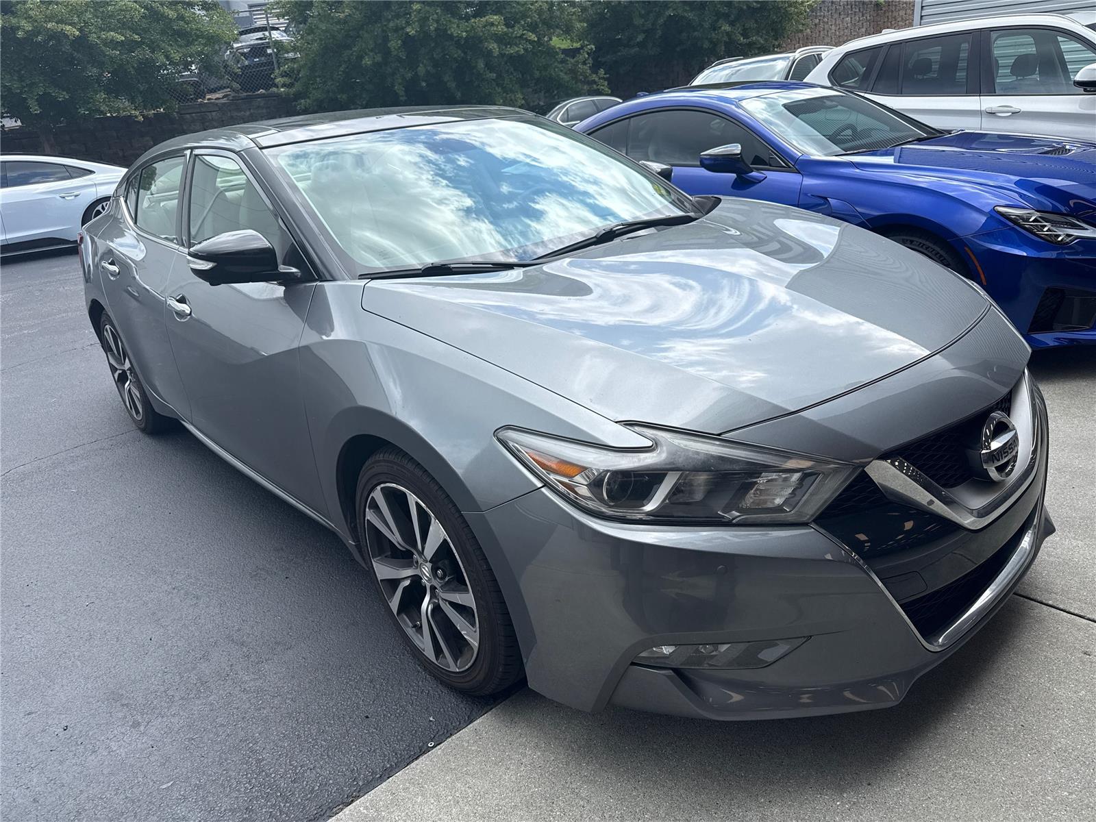 Gray (Gun Metallic) 2016 Nissan Maxima Sedan Front-Wheel Drive Continuously Variable Transmission