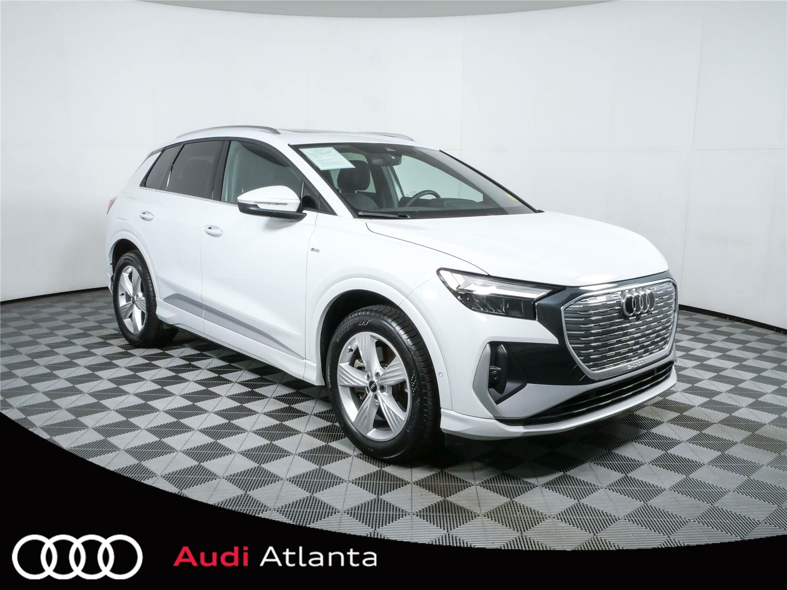 2023 Audi Q4 e-tron quattro Premium Plus 50