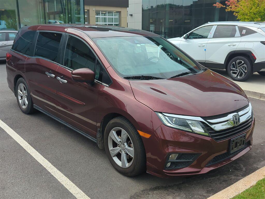 Red (Deep Scarlet Pearl) 2019 Honda Odyssey Minivan Front-Wheel Drive 9-Speed Automatic