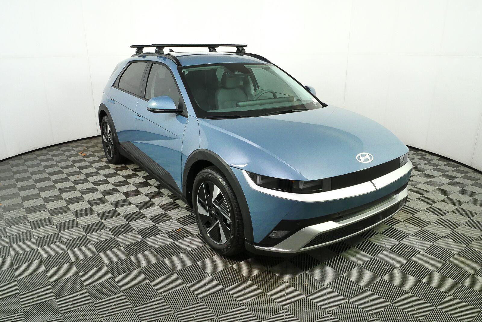 Lucid Blue 2027 Hyundai Ioniq 5 SUV / Crossover Rear-Wheel Drive Automatic