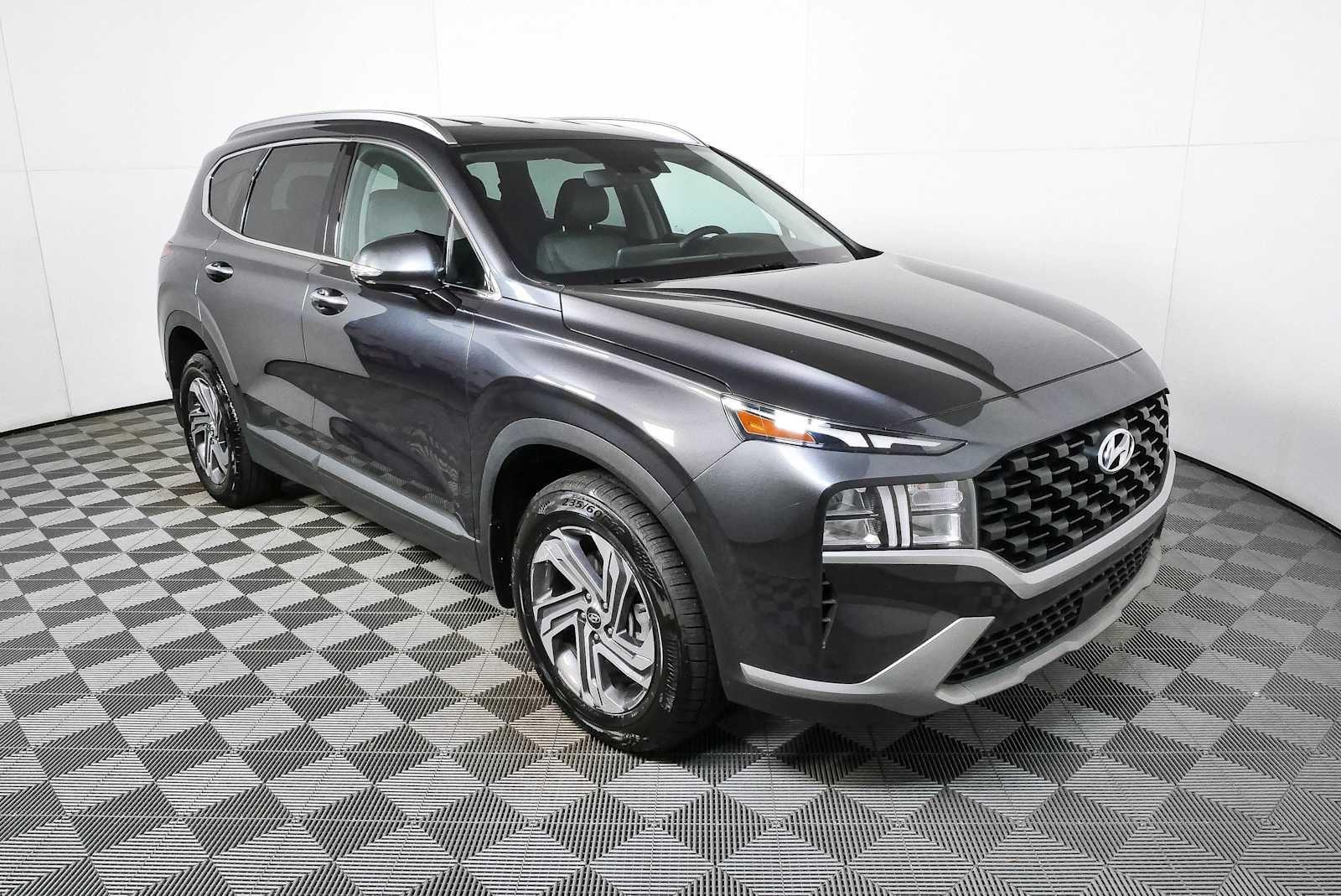  2023 Hyundai Santa Fe SEL FWD   