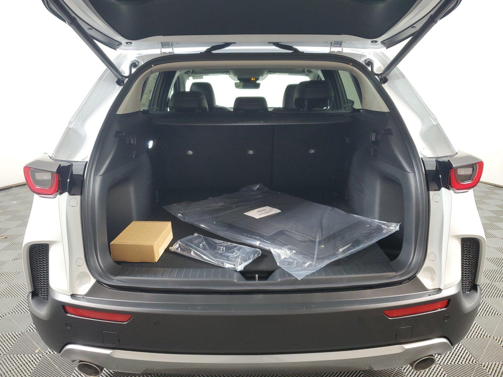 2026 Mazda CX-50 Premium Plus - Photo 9