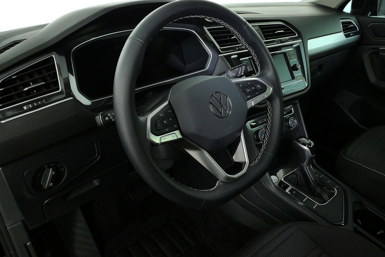 Certified Used 2024 Deep Black Pearl Volkswagen S image 27