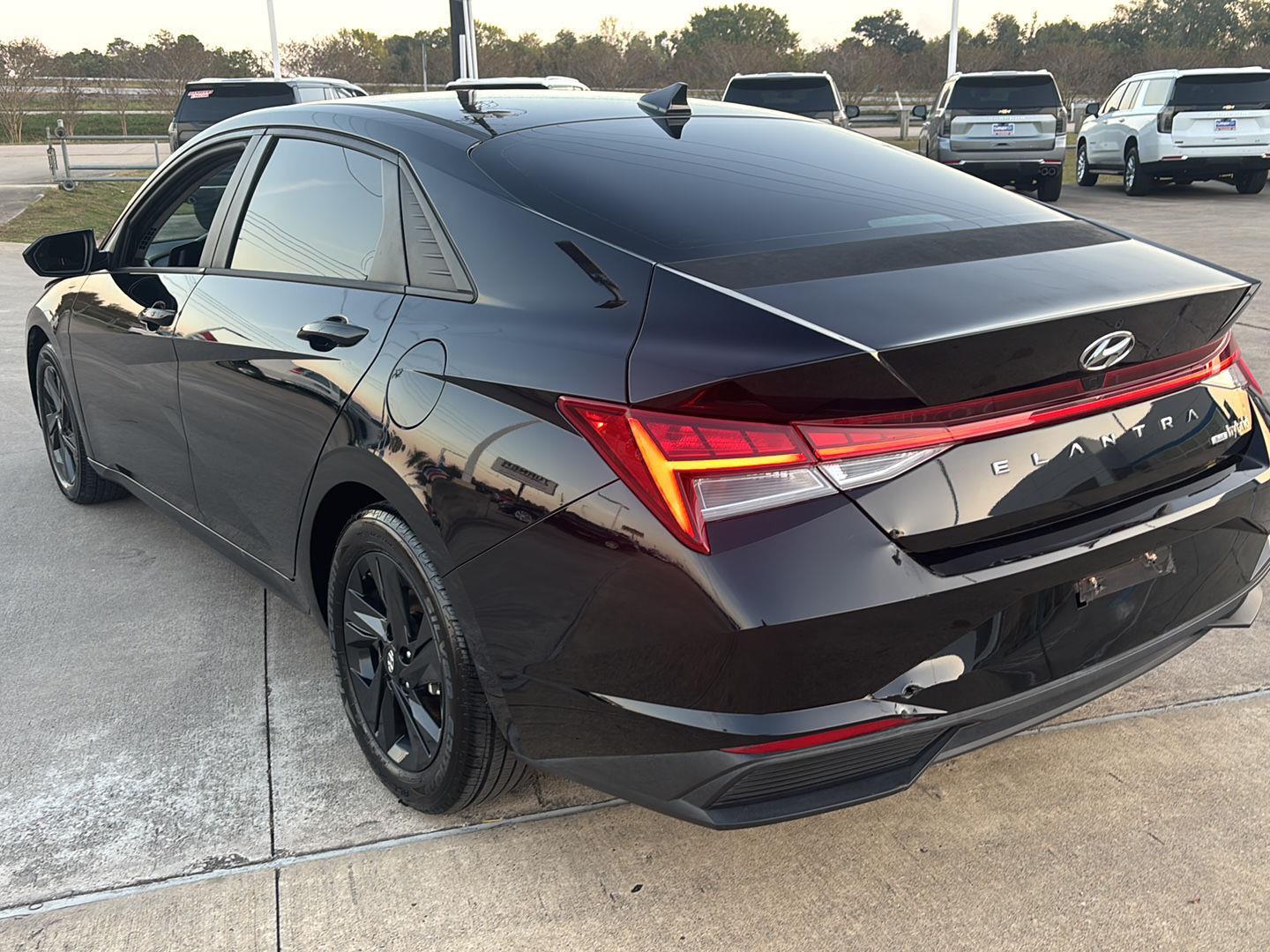 2023 Hyundai Elantra Hybrid Blue at TX Auto Group