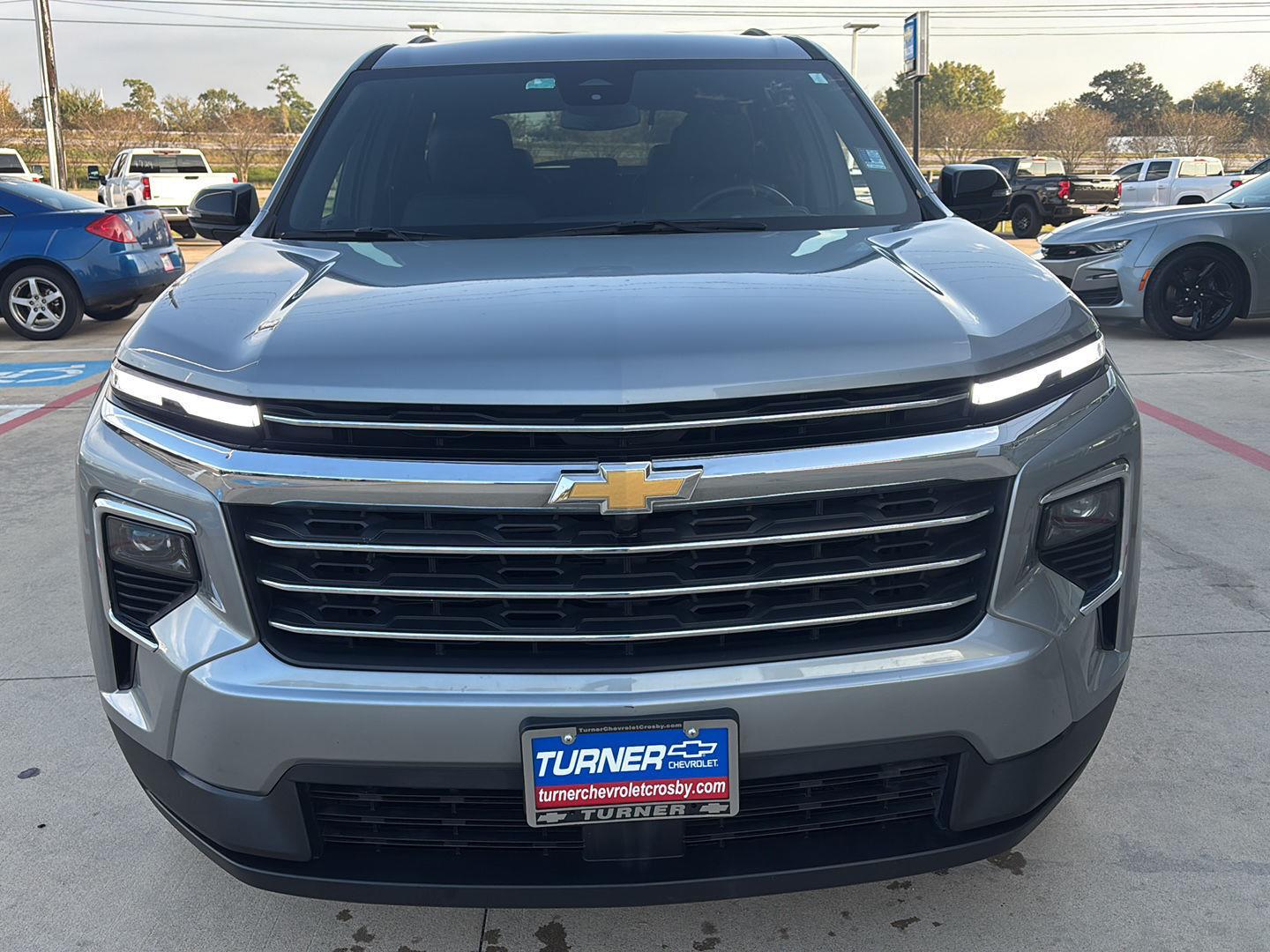 2025 Chevrolet Traverse FWD LT at Turner Chevrolet