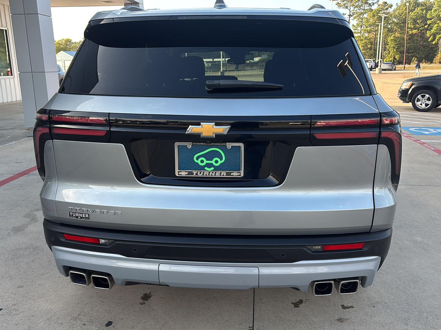 2025 Chevrolet Traverse FWD LT at Turner Chevrolet