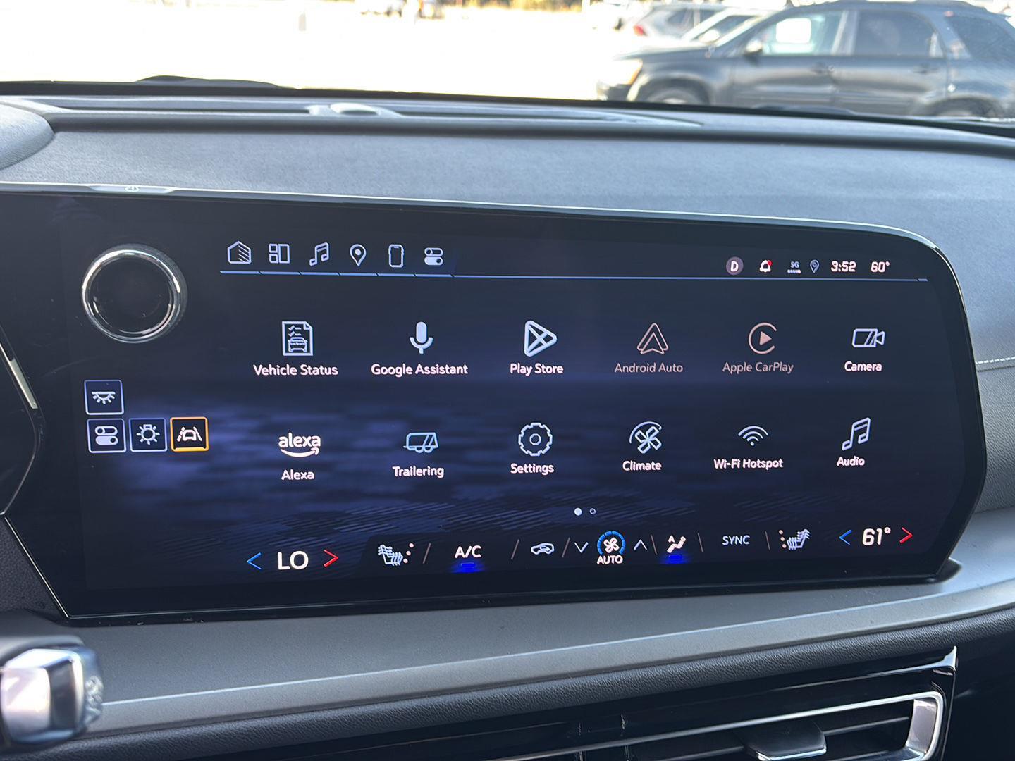 2025 Chevrolet Traverse FWD LT at Turner Chevrolet