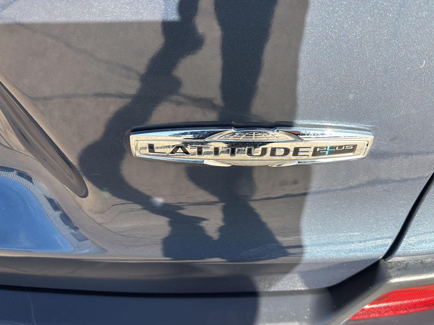 2019 Jeep Cherokee Latitude Plus at AutoNation Chevrolet Gulf Fwy