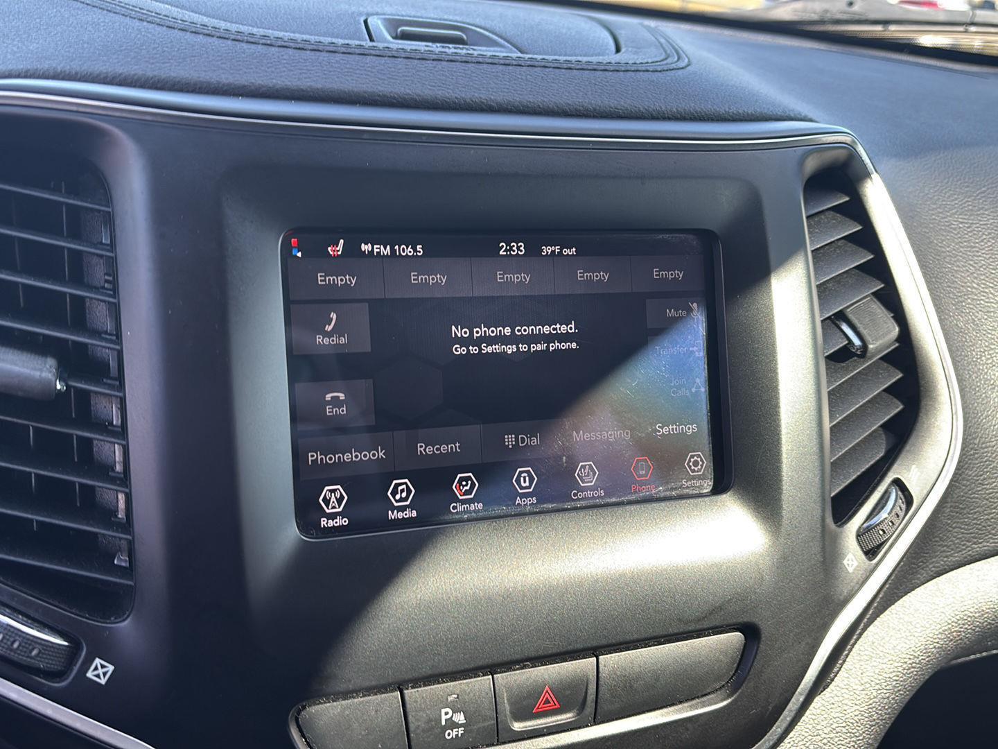 2019 Jeep Cherokee Latitude Plus at AutoNation Chevrolet Gulf Fwy