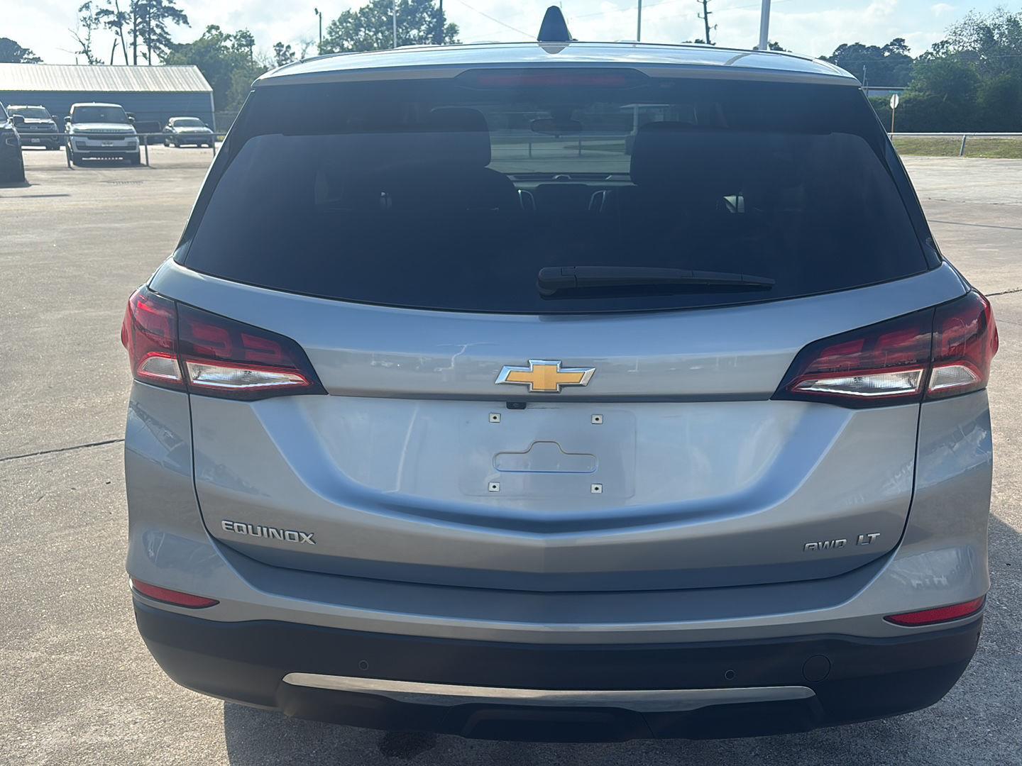 2023 Chevrolet Equinox LT - 11