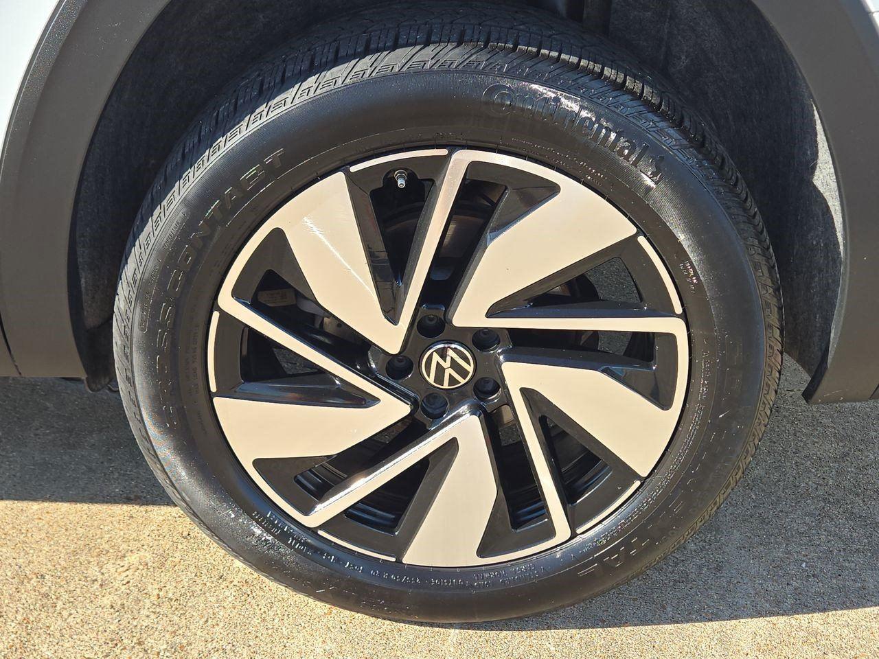 2024 Volkswagen Atlas 2.0T SE w/Technology - 9