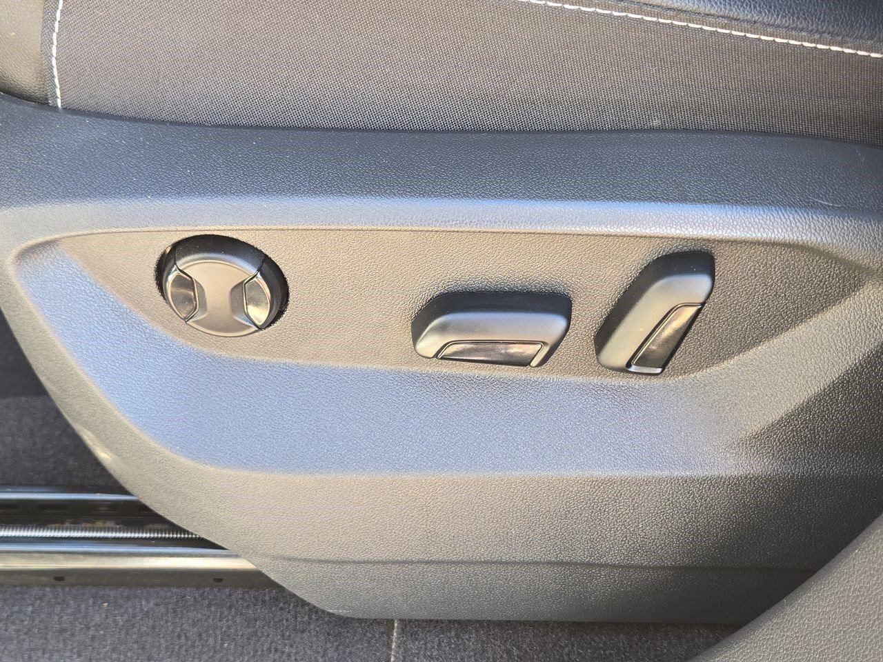 2024 Volkswagen Atlas 2.0T SE w/Technology - 11