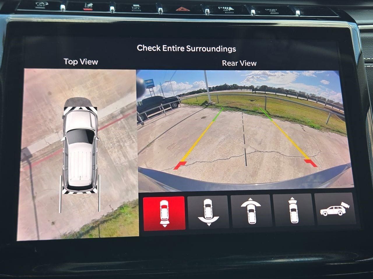 2023 Jeep Grand Cherokee L Limited at Friendly Ford Crosby