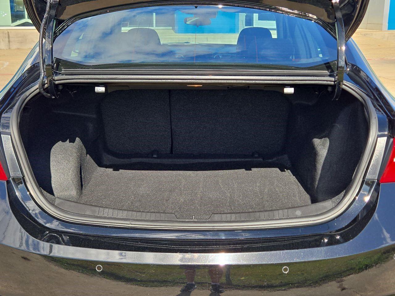 2024 Chevrolet Malibu LT at Robbins Nissan