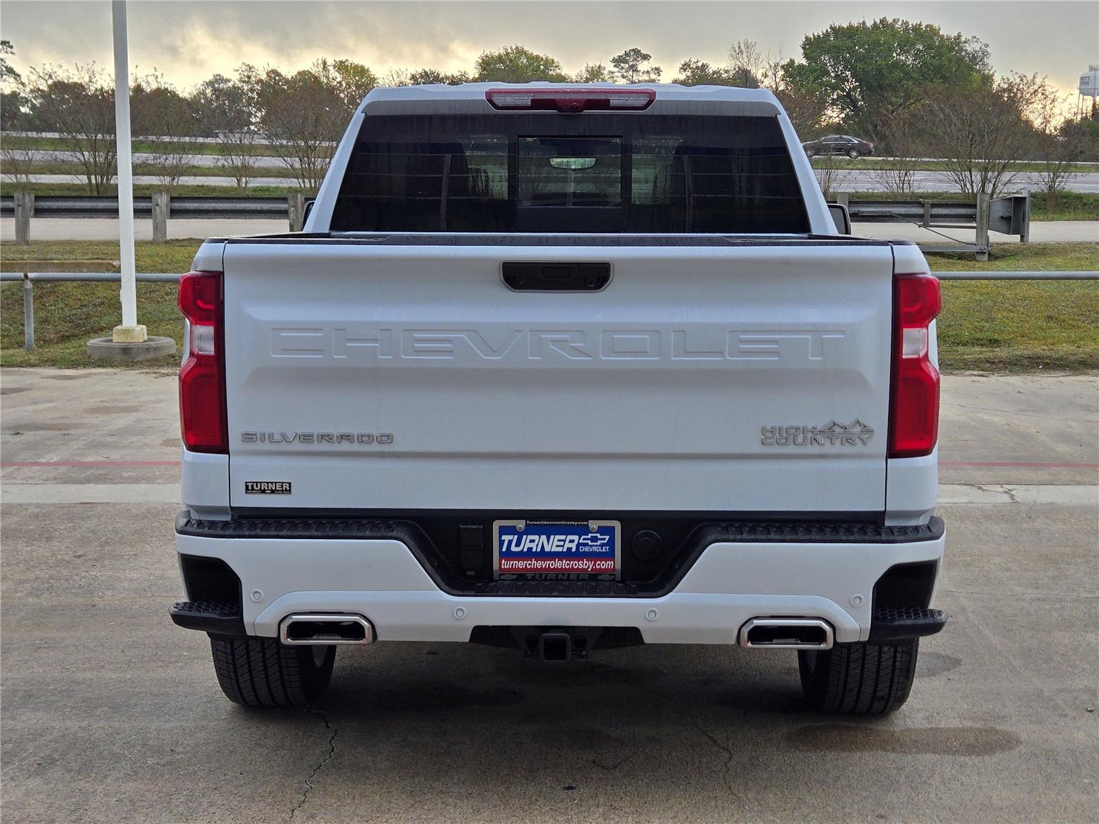 2026 Chevrolet Silverado 1500 High Country - 4