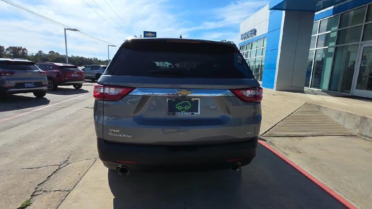 2021 Chevrolet Traverse LT Cloth at Davis Chevrolet
