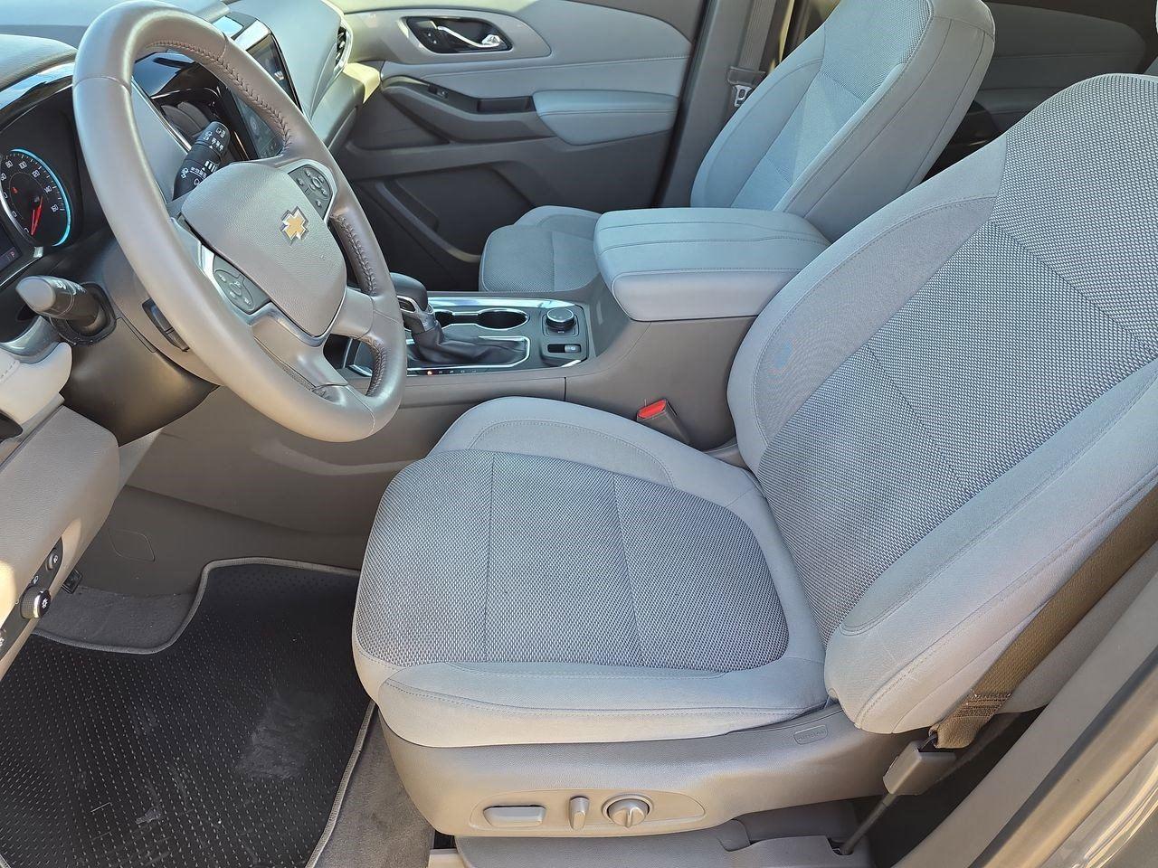 2021 Chevrolet Traverse LT Cloth at Davis Chevrolet