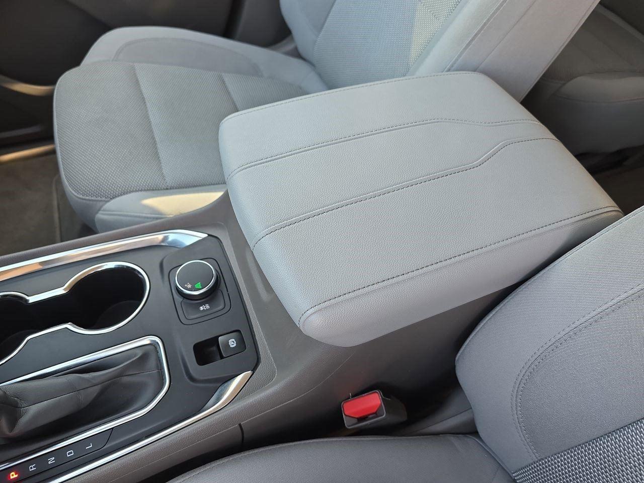 2021 Chevrolet Traverse LT Cloth at Davis Chevrolet