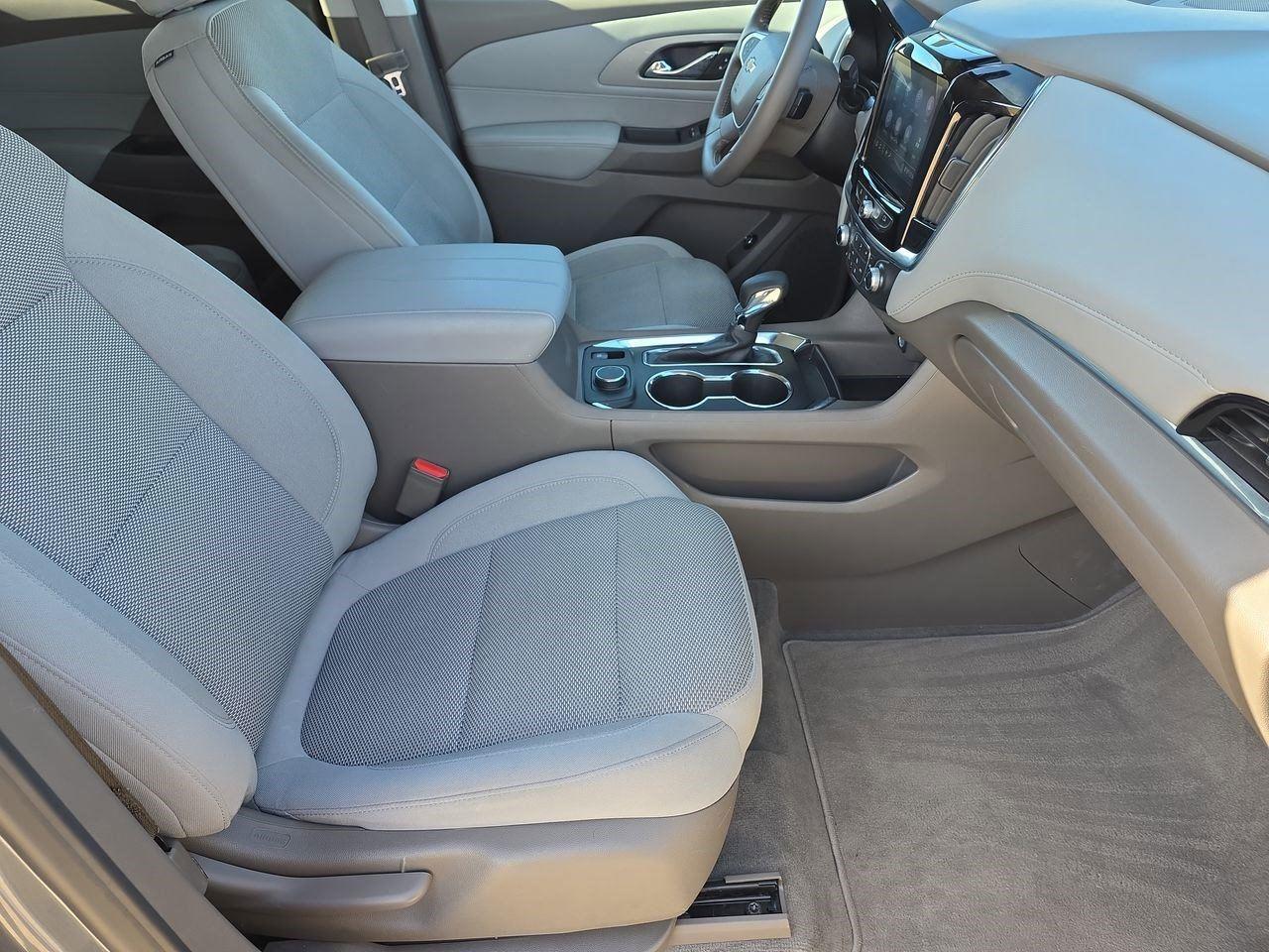 2021 Chevrolet Traverse LT Cloth at Davis Chevrolet