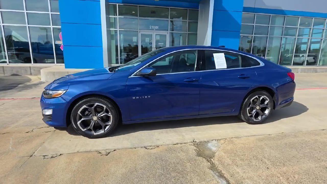 2023 Chevrolet Malibu LT - 3