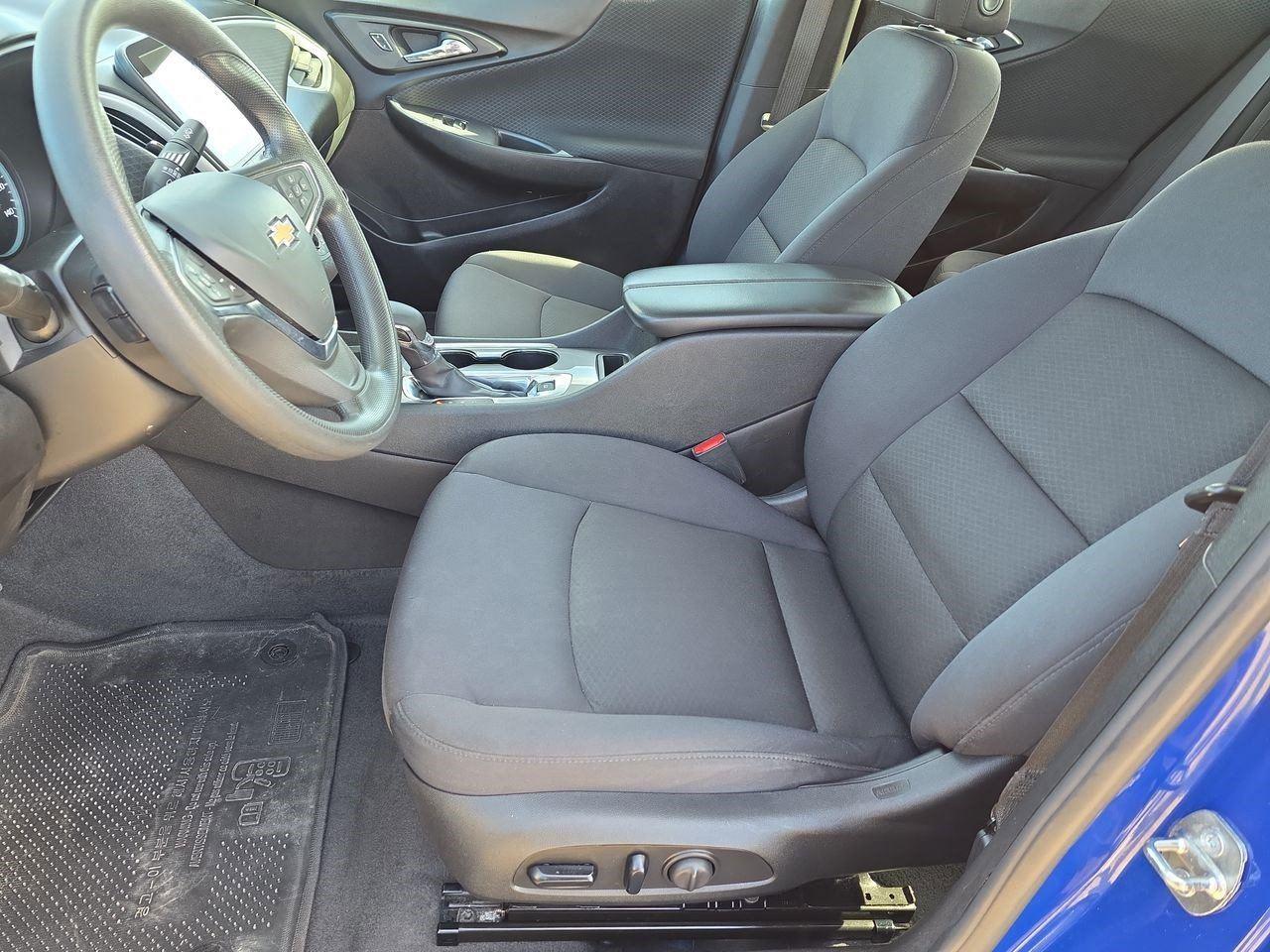 2023 Chevrolet Malibu LT - 10