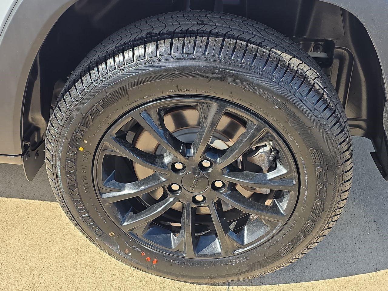 2023 Jeep Cherokee Altitude Lux at Tomball Chrysler Dodge Jeep Ram