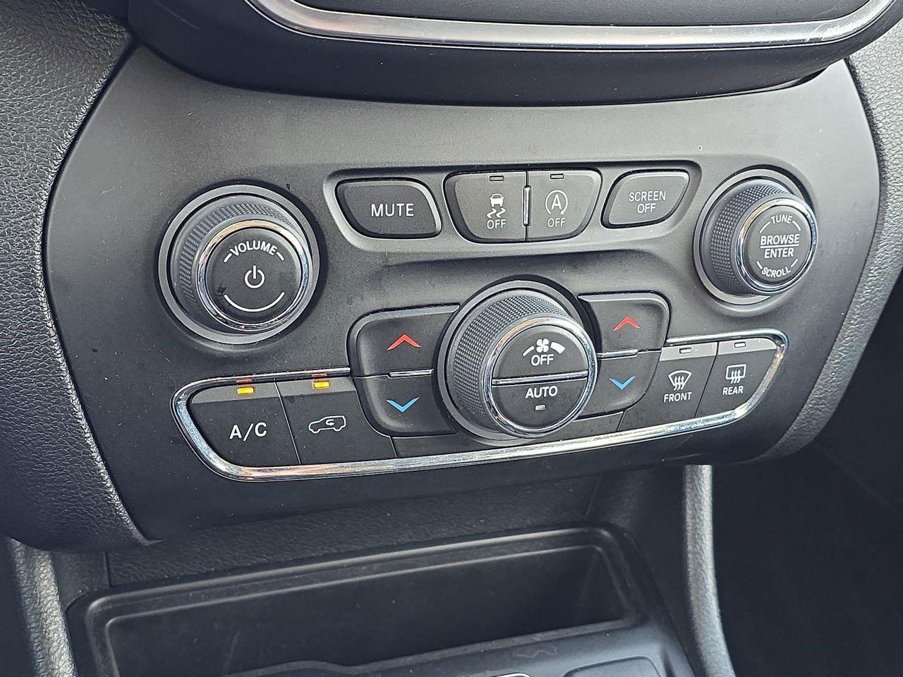 2023 Jeep Cherokee Altitude Lux at Tomball Chrysler Dodge Jeep Ram