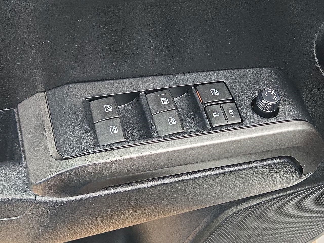 2019 Toyota Tacoma SR5 - 11