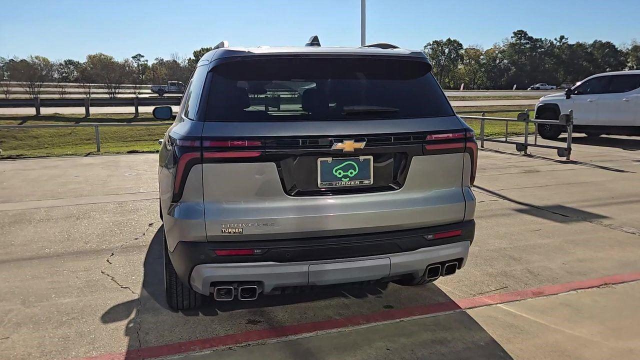2025 Chevrolet Traverse FWD LT at Turner Chevrolet