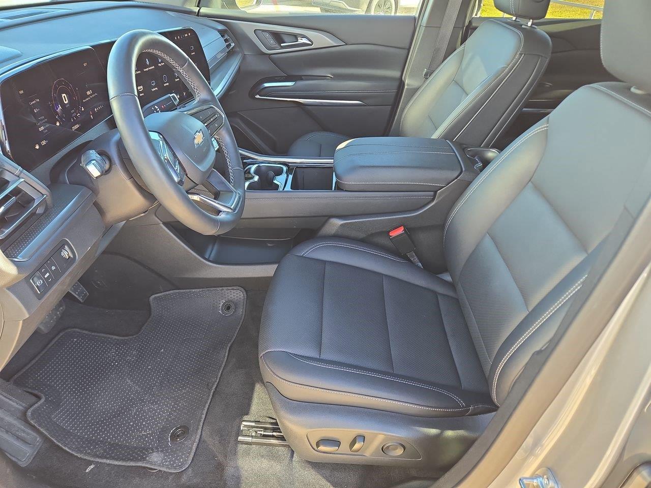 2025 Chevrolet Traverse FWD LT at Turner Chevrolet