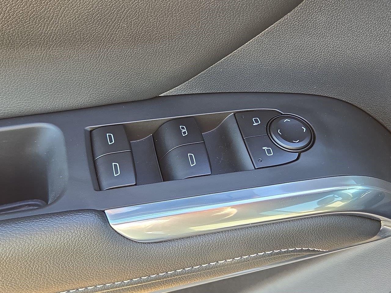 2025 Chevrolet Traverse FWD LT at Turner Chevrolet