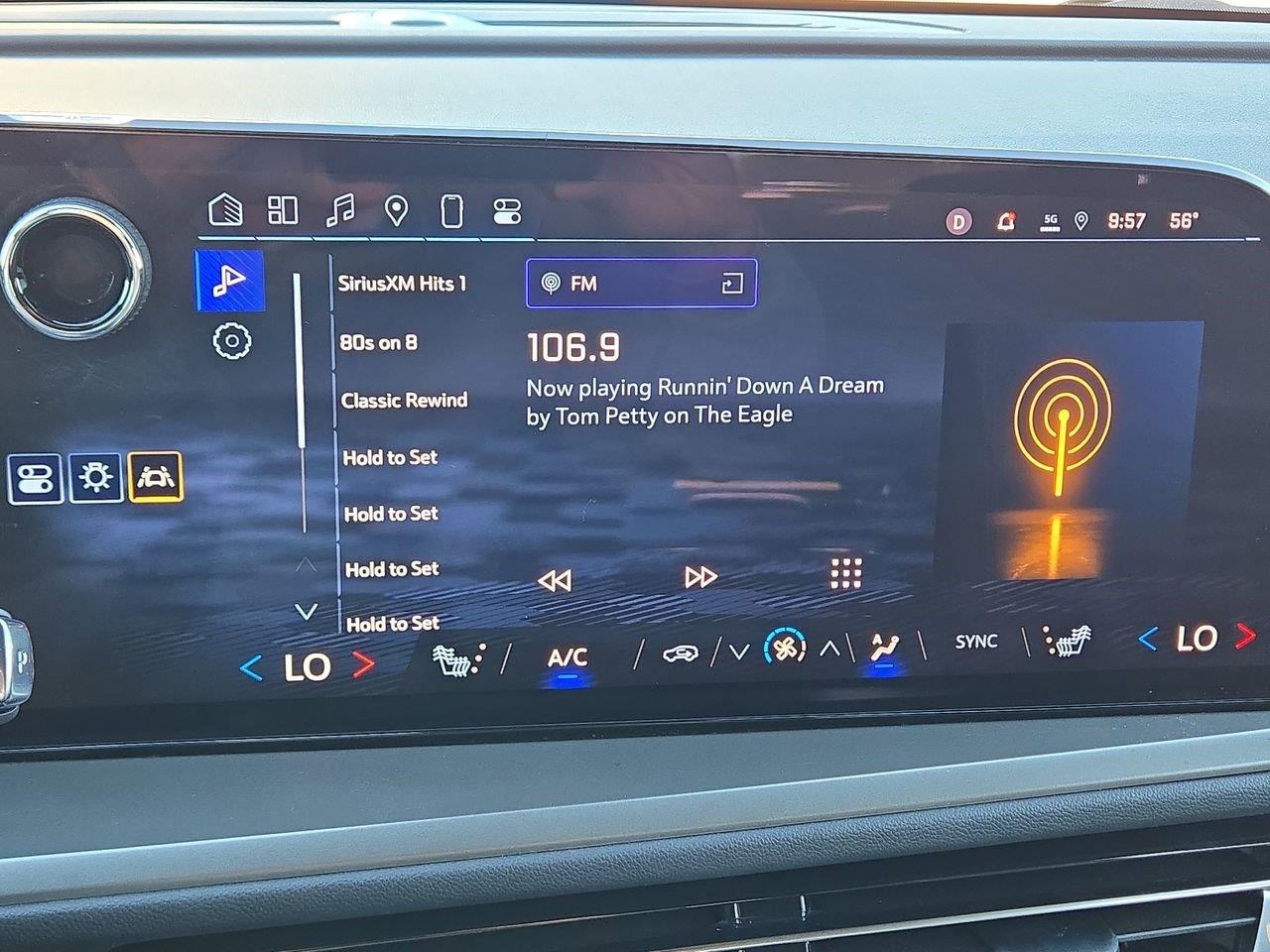 2025 Chevrolet Traverse FWD LT at Turner Chevrolet