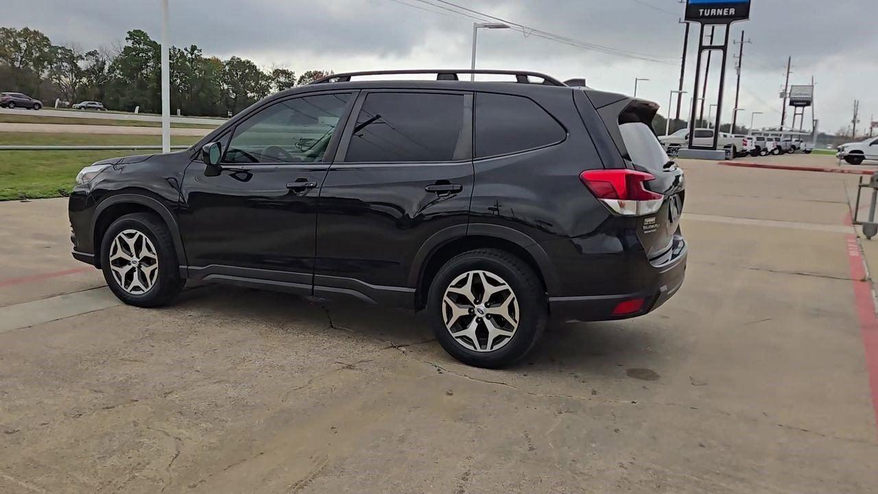 2023 Subaru Forester Premium at AutoNation USA Houston