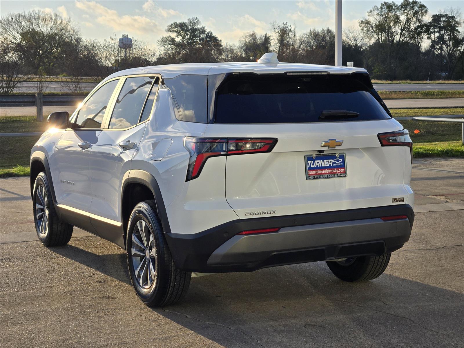 2026 Chevrolet Equinox FWD LT at Turner Chevrolet