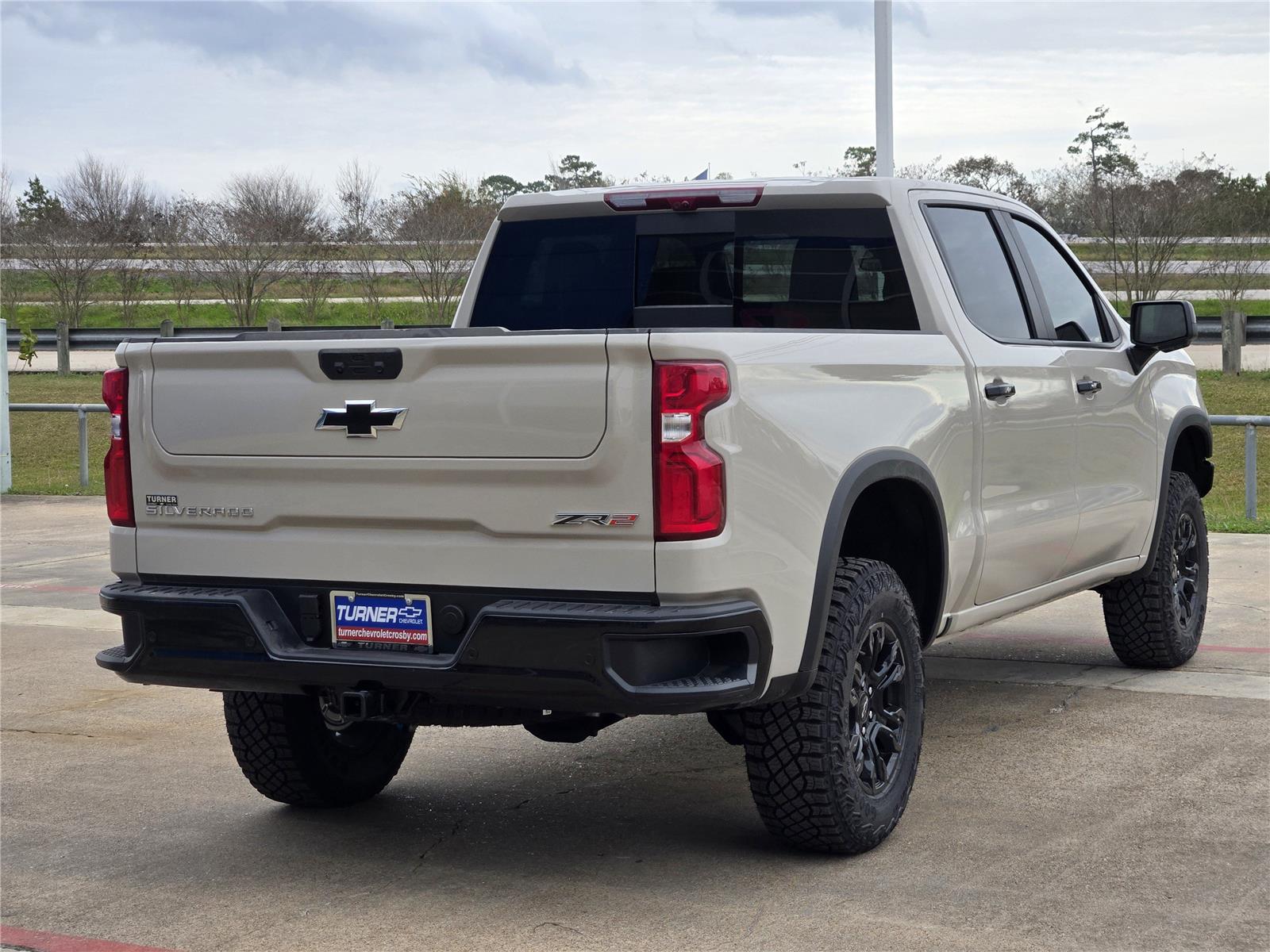 2026 Chevrolet Silverado 1500 ZR2 - 3