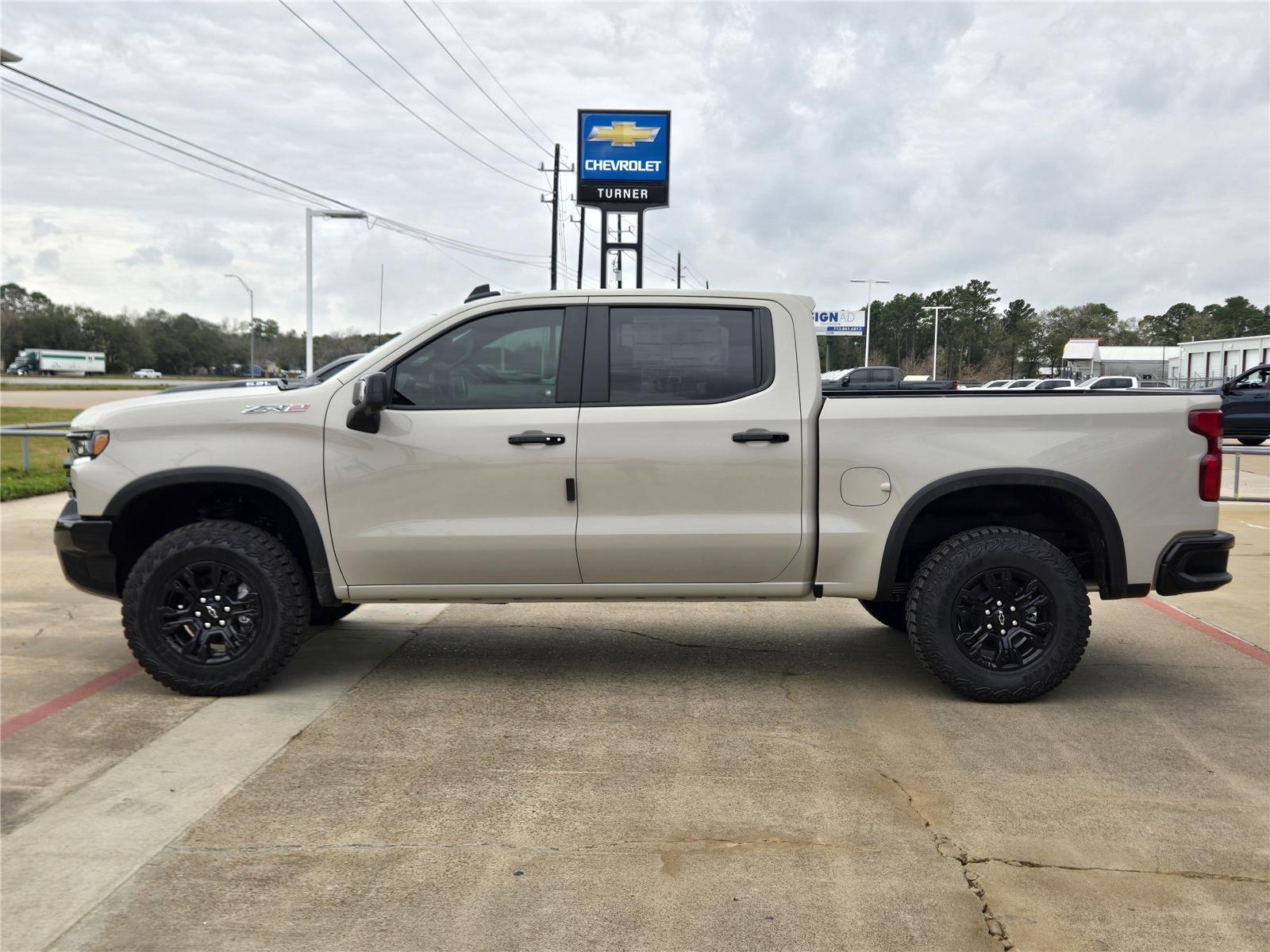 2026 Chevrolet Silverado 1500 ZR2 - 6