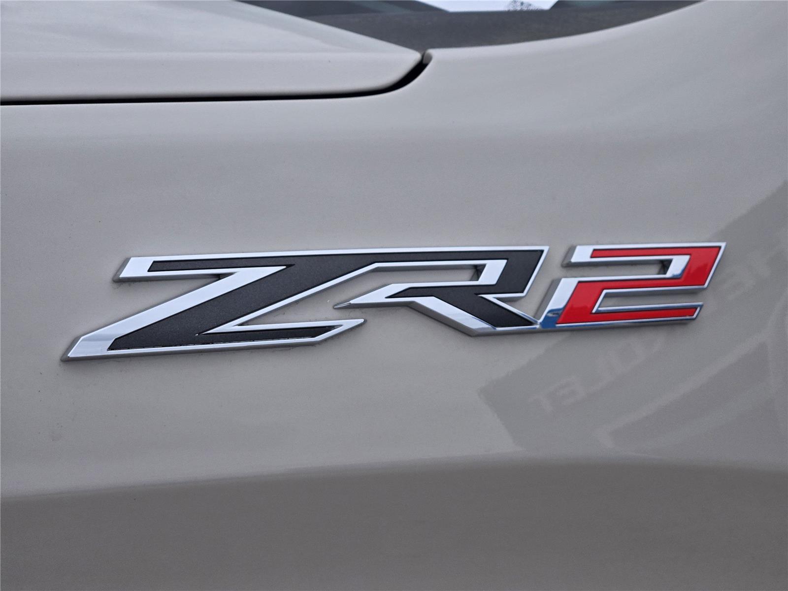 2026 Chevrolet Silverado 1500 ZR2 - 8