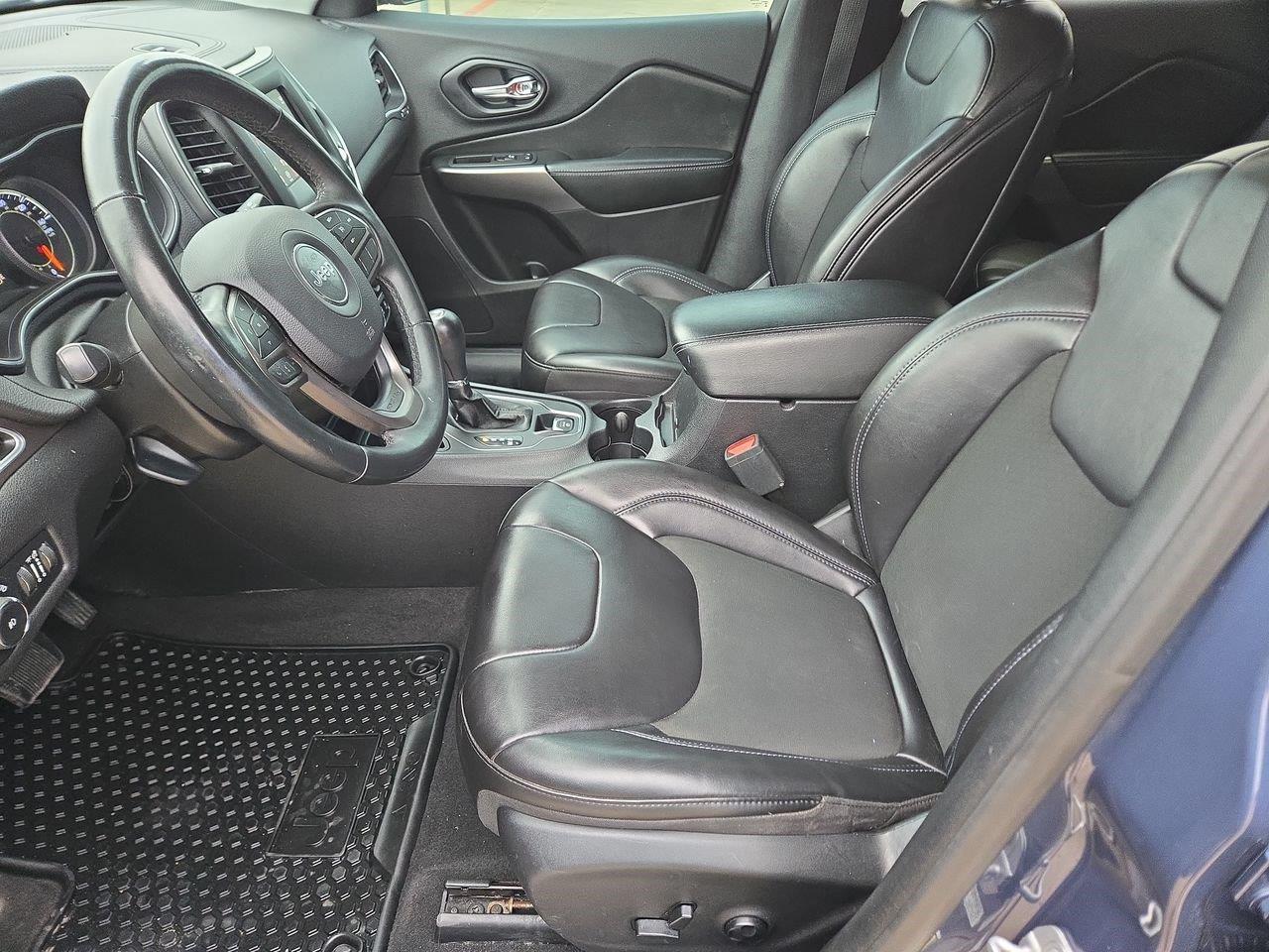 2019 Jeep Cherokee Latitude Plus at AutoNation Chevrolet Gulf Fwy