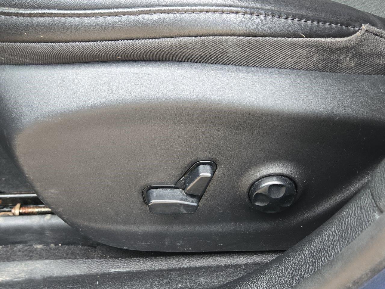 2019 Jeep Cherokee Latitude Plus at AutoNation Chevrolet Gulf Fwy