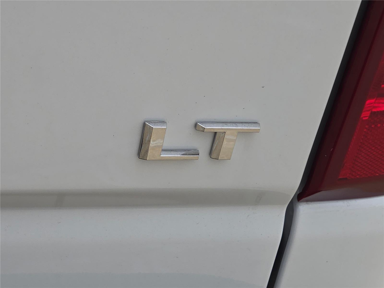 2026 Chevrolet Silverado 2500HD LT - 9