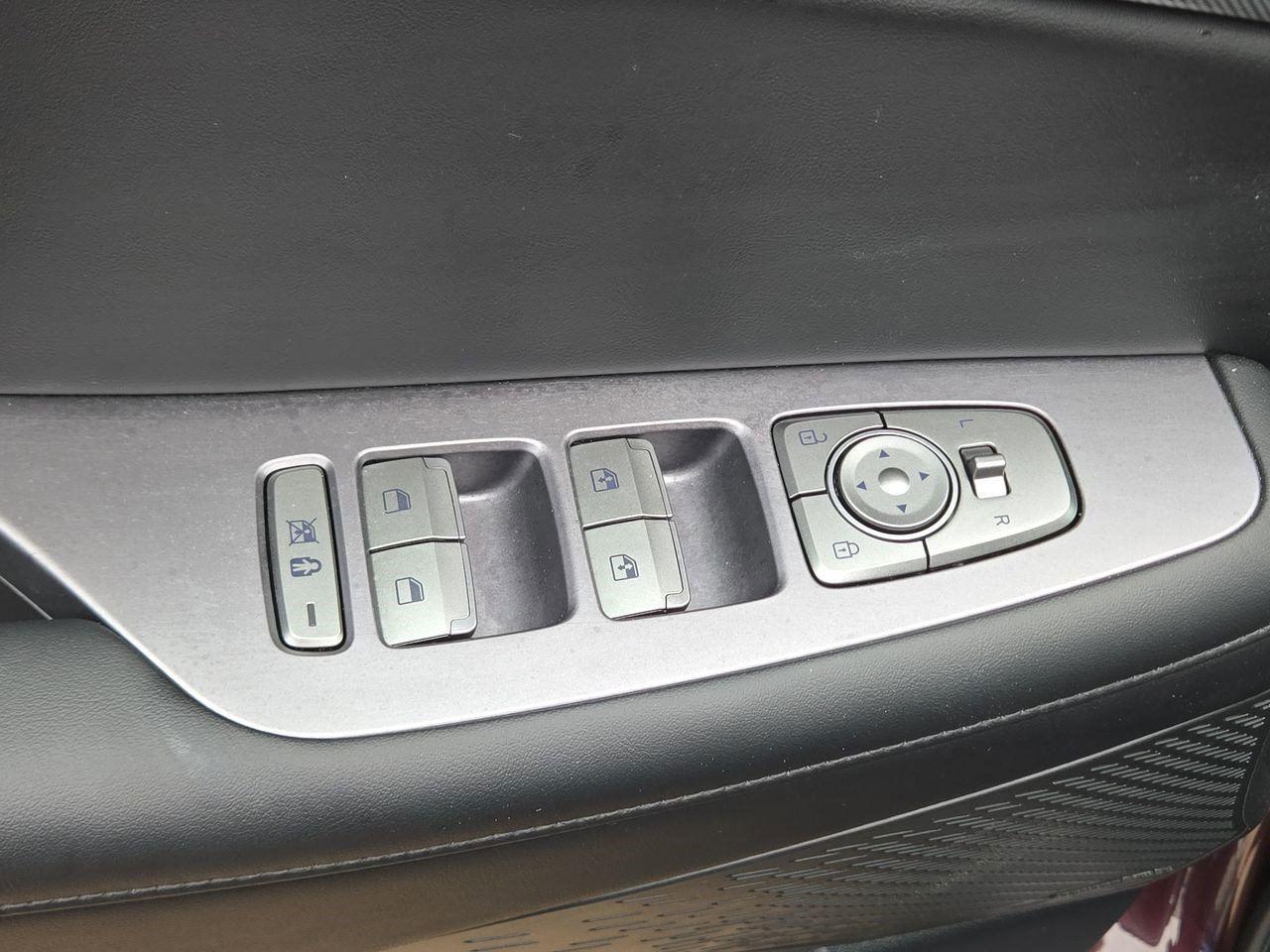 2024 Hyundai Palisade SEL at Friendly Ford Crosby