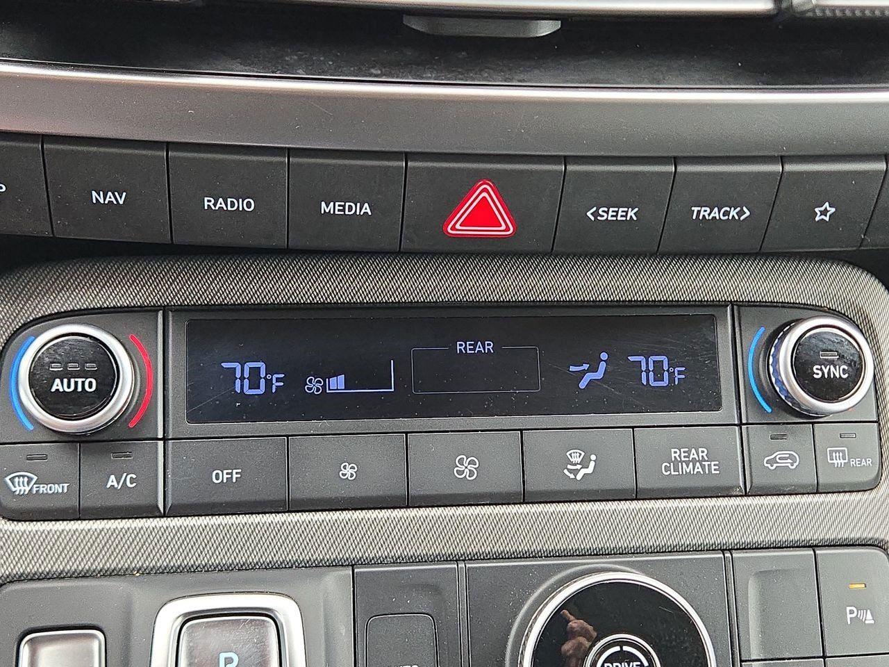 2024 Hyundai Palisade SEL at Friendly Ford Crosby