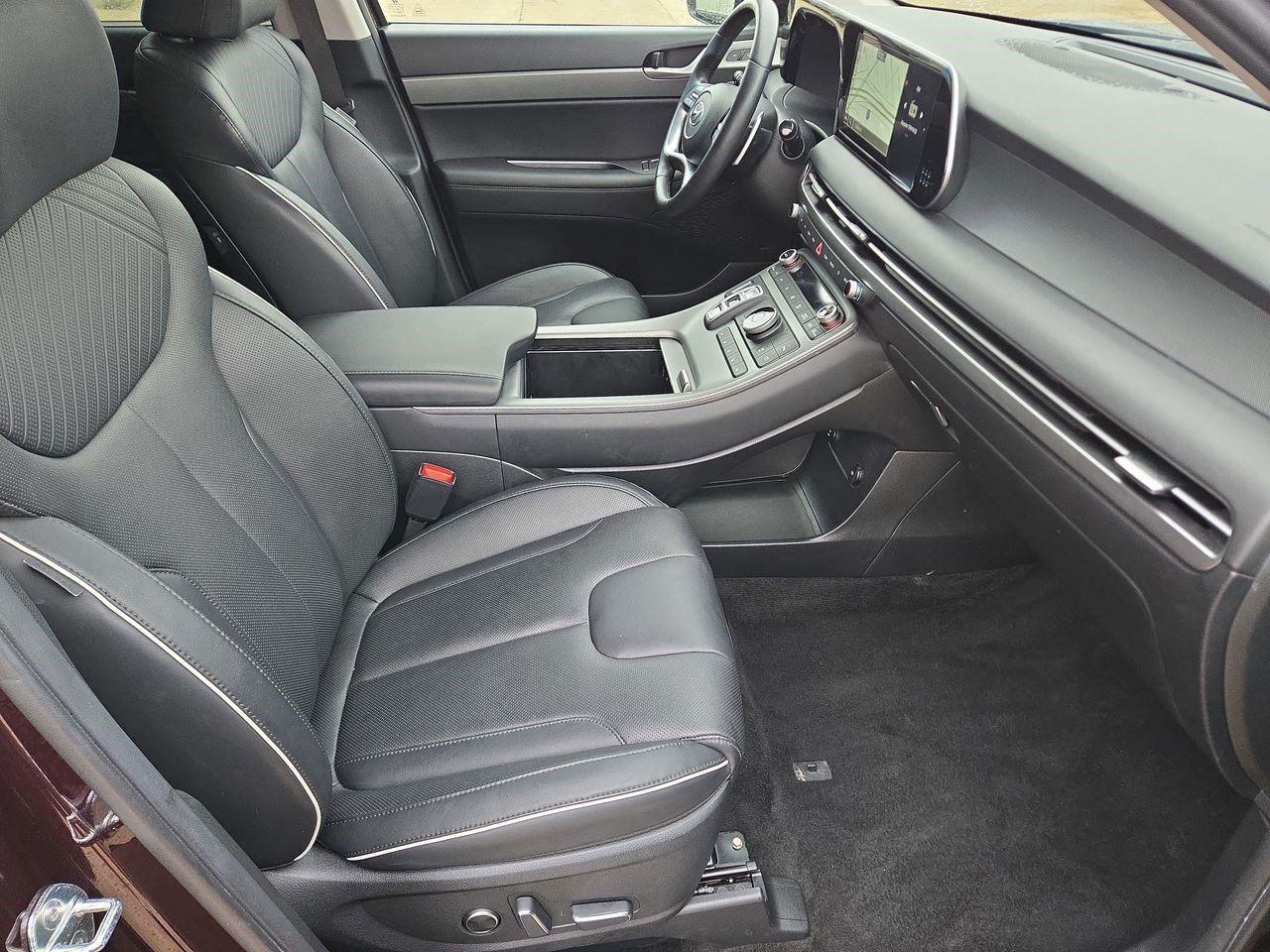 2024 Hyundai Palisade SEL at Friendly Ford Crosby