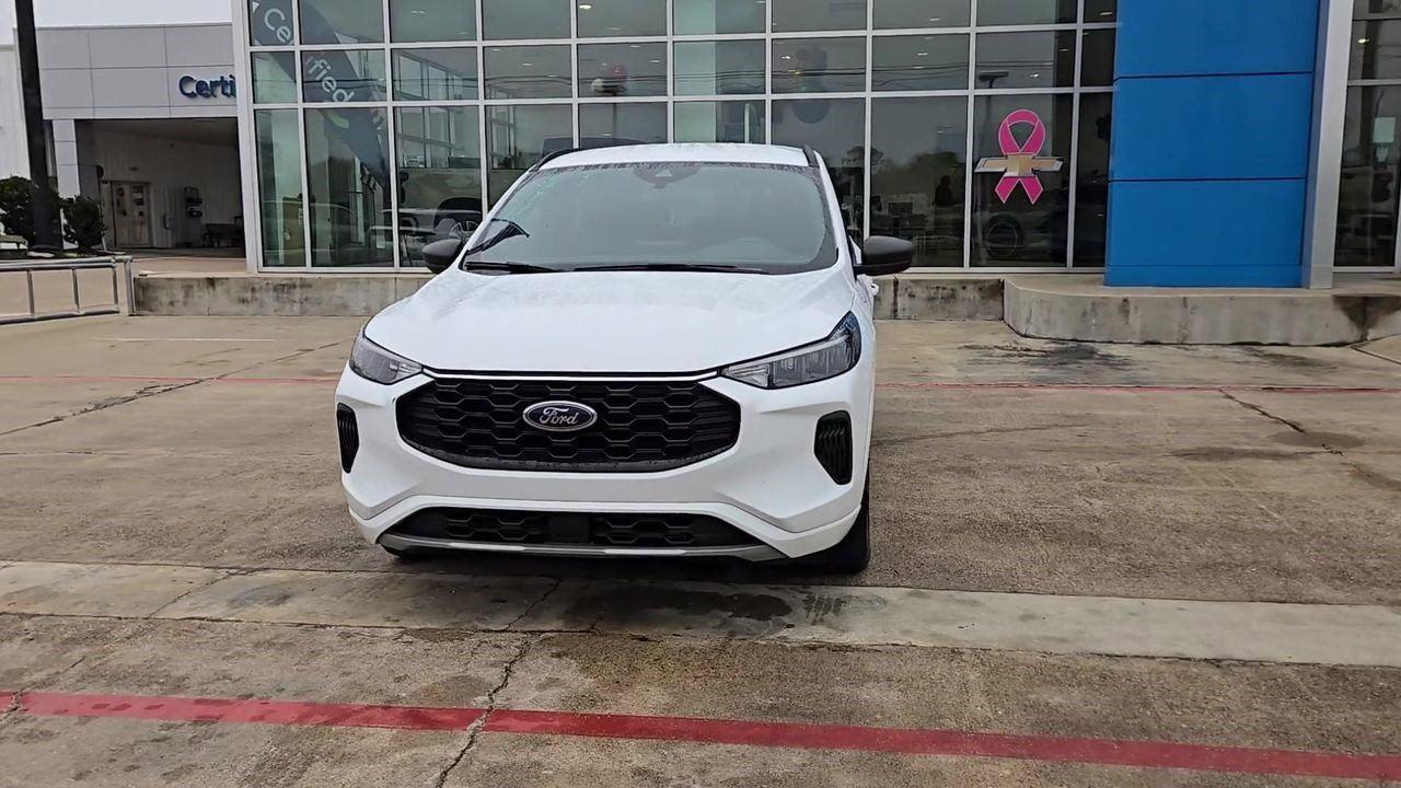 2023 Ford Escape ST-Line - 2