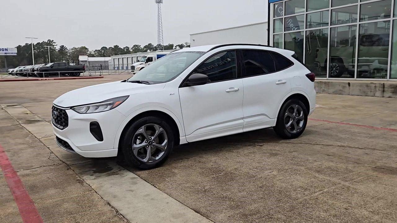 2023 Ford Escape ST-Line - 3